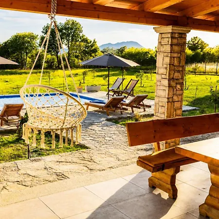 Malea Villa