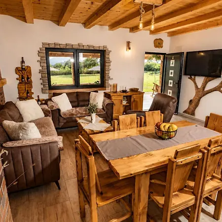 Malea Villa *