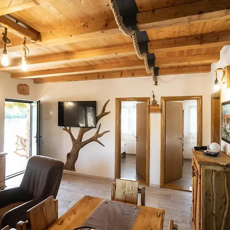 Malea Villa